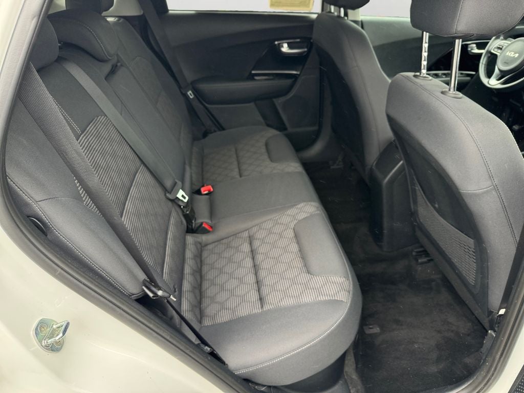 2022 Kia Niro LXS