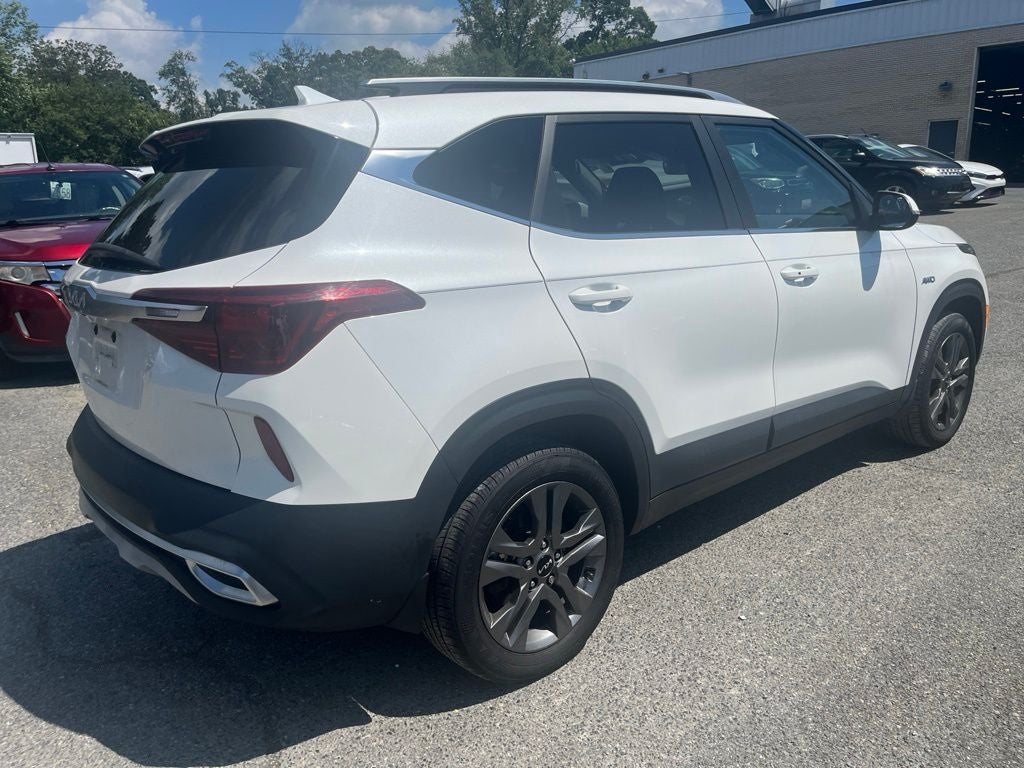 2023 Kia Seltos S