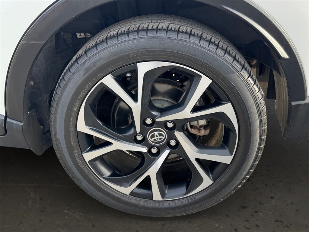 2019 Toyota C-HR XLE