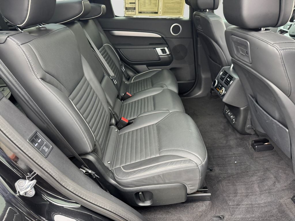 2022 Land Rover Discovery S R-Dynamic