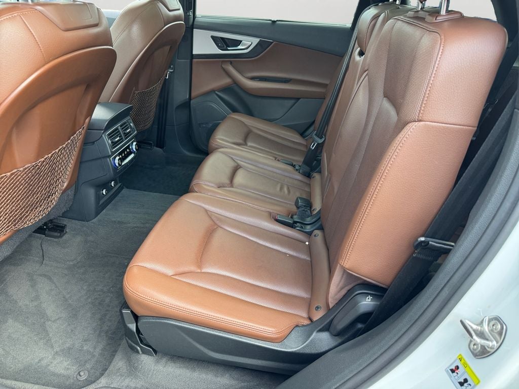 2019 Audi Q7 45 Premium Plus quattro