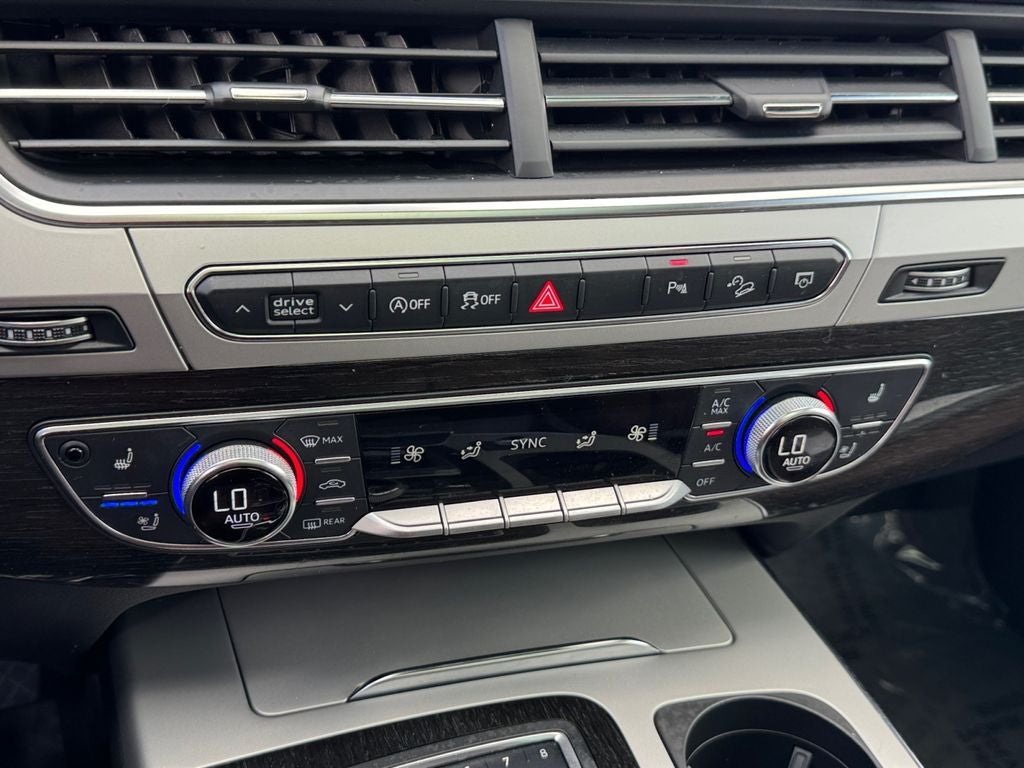 2019 Audi Q7 45 Premium Plus quattro