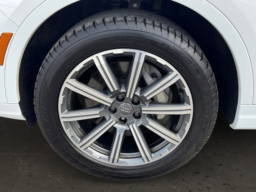 2019 Audi Q7 45 Premium Plus quattro