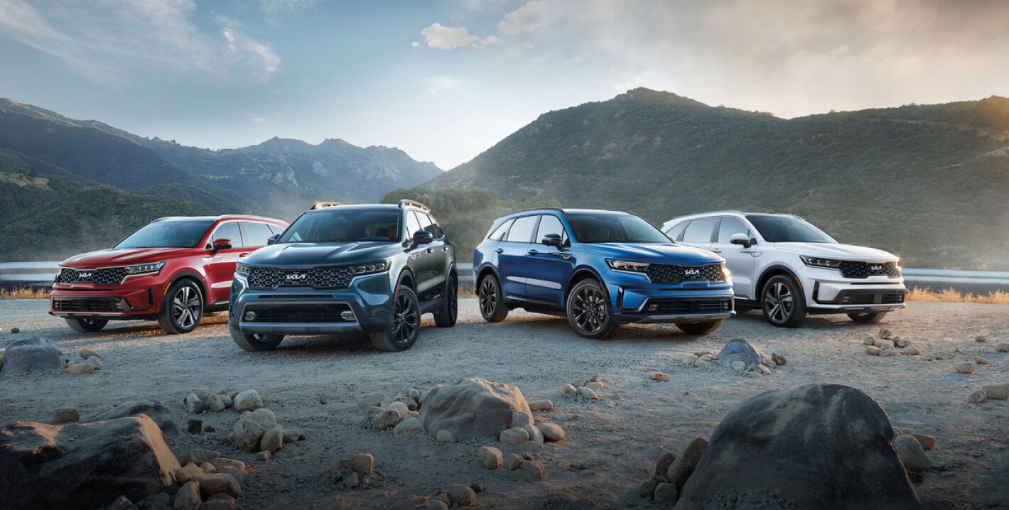 Kia vehicles in a lineup